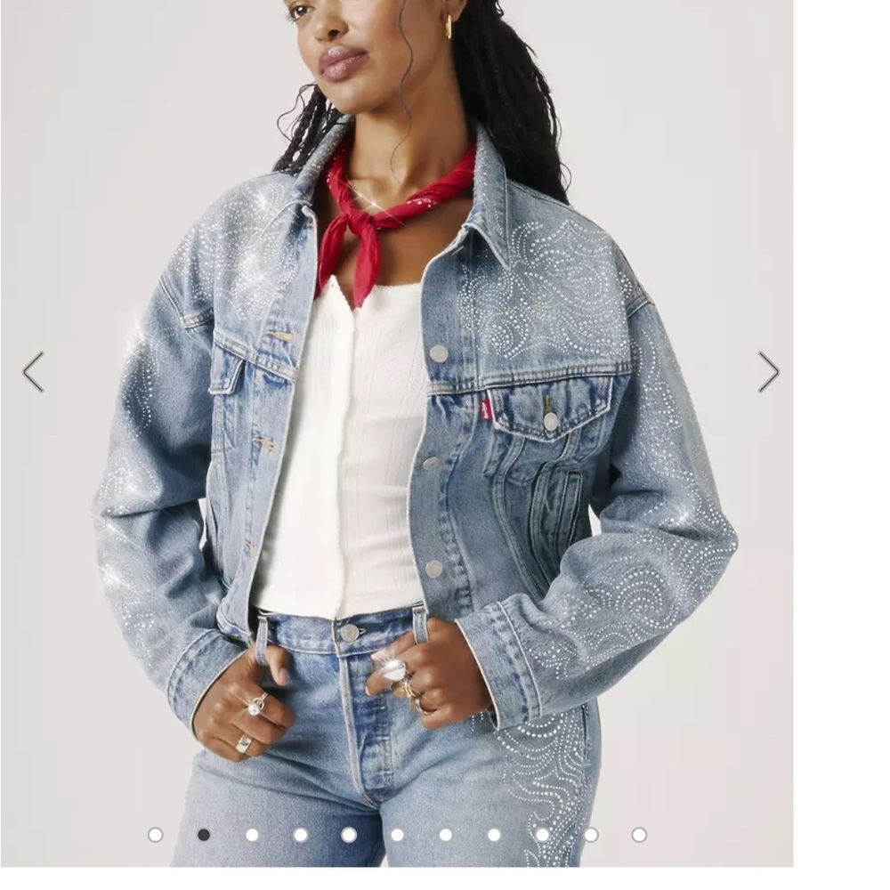 BEYONCÉ X LEVI’S® SHRUNKEN '90S TRUCKER JACKET